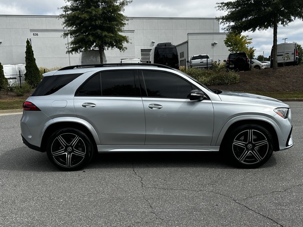 Certified 2025 Mercedes-Benz GLE 450e 4MATIC image 9