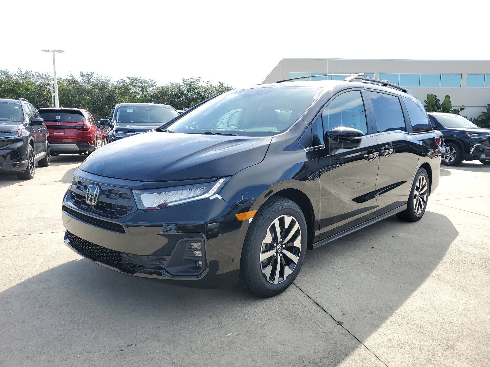 New 2026 Honda Odyssey EX-L image 3