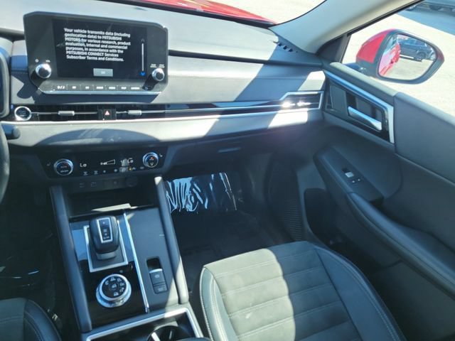 Used 2024 Mitsubishi Outlander SE AWD/4WD image 18