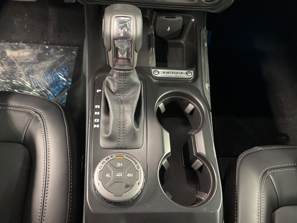 New 2025 Ford Bronco Outer Banks image 16