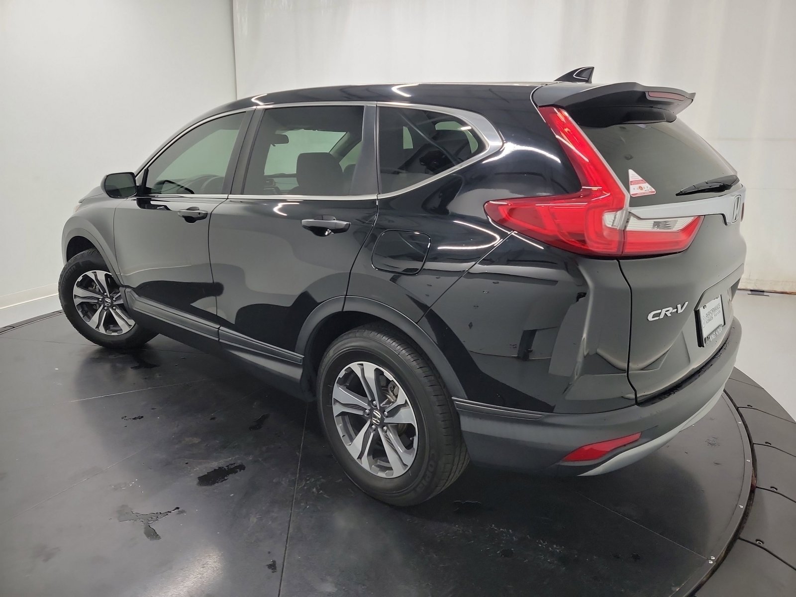 Used 2019 Honda CR-V LX image 6
