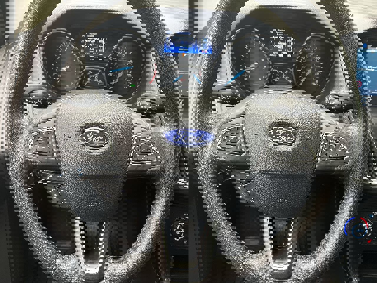 Used 2017 Ford Focus Titanium w/ Titanium Technology Package image 16