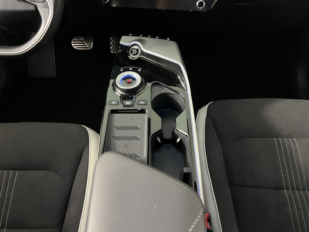 Used 2023 Kia EV6 GT-Line w/ GT-Line Suede Seat Package image 16