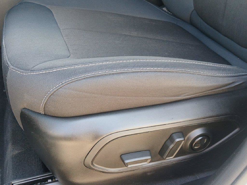 Used 2024 Jeep Grand Cherokee L Laredo AWD/4WD image 20