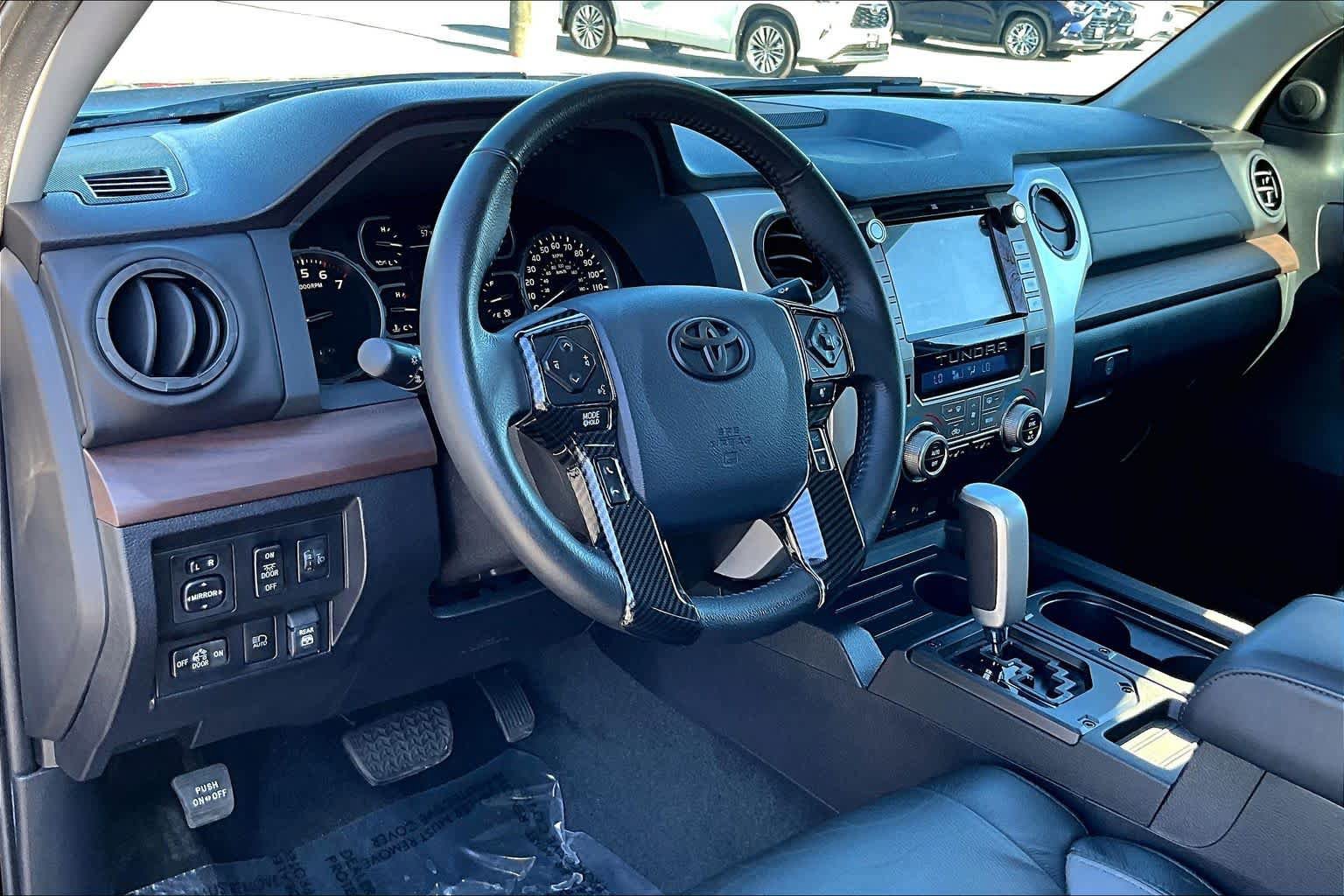 Used 2020 Toyota Tundra Limited w/ Limited Premium Package AWD/4WD image 17