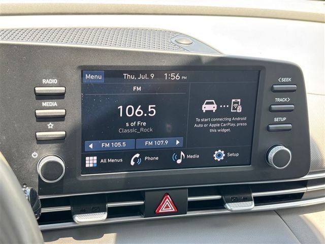 Used 2025 Hyundai Elantra Sport FWD image 23