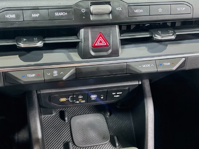 Used 2025 Kia K4 EX FWD image 15