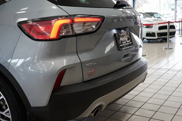 Used 2022 Ford Escape SEL w/ Technology Package image 13