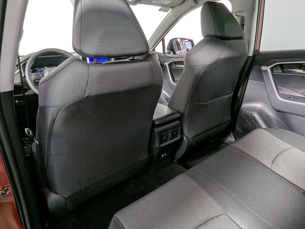 Certified 2025 Toyota RAV4 XLE image 44