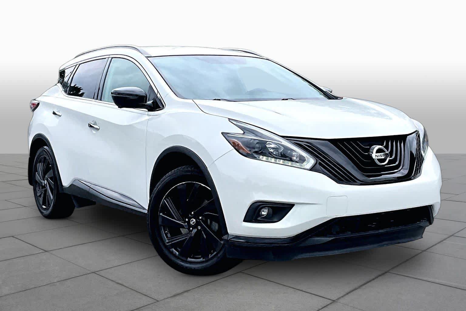 Used 2018 Nissan Murano SL w/ Midnight Edition Package FWD image 3