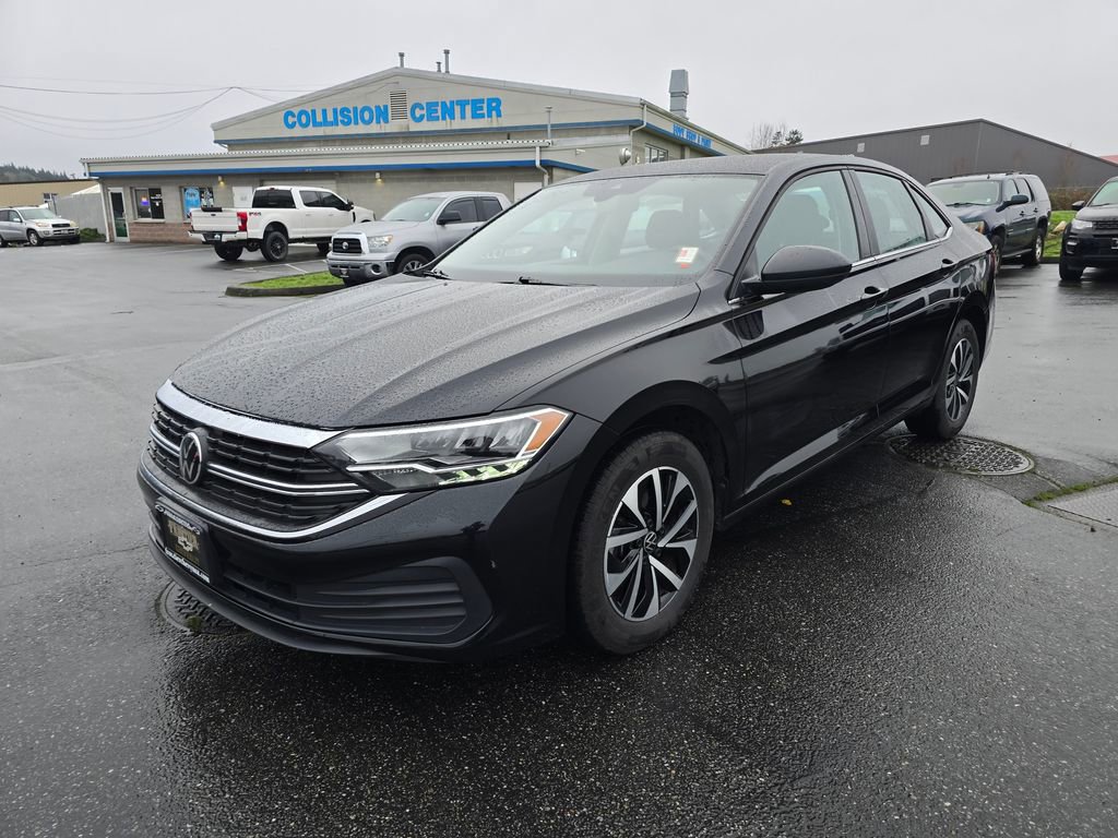 Used 2024 Volkswagen Jetta S image 8
