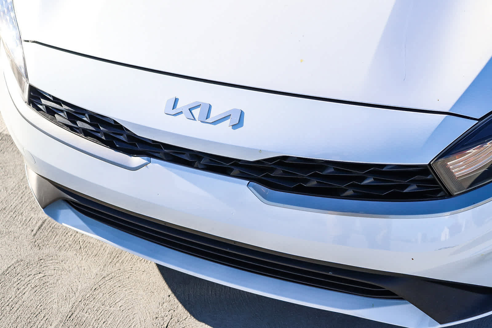 Used 2023 Kia Forte LXS w/ LXS Technology Package image 8