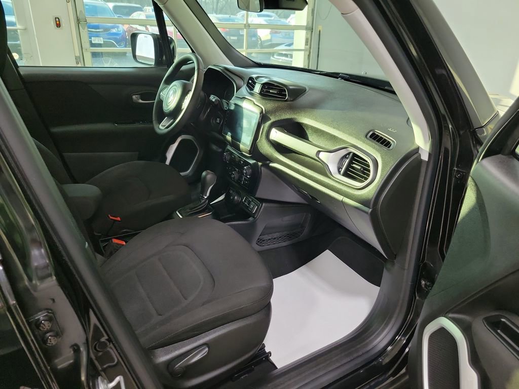 Used 2019 Jeep Renegade Latitude image 26