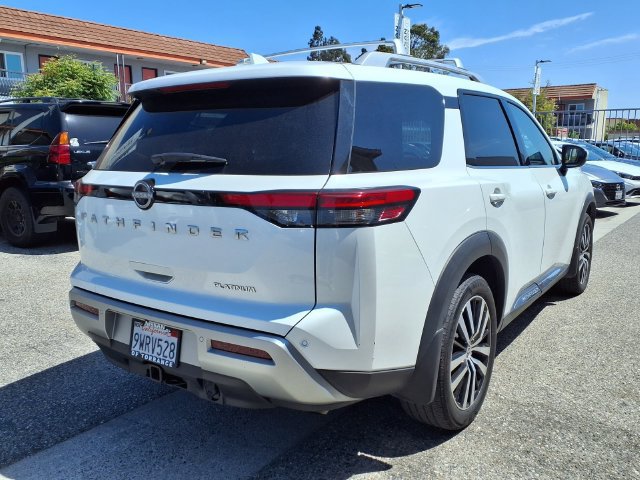 Certified 2025 Nissan Pathfinder Platinum w/ Cargo Package FWD image 22