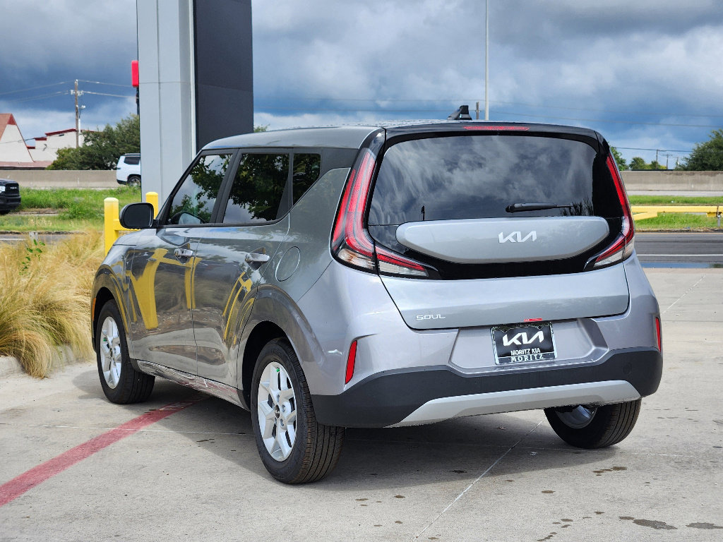 New 2025 Kia Soul S image 3