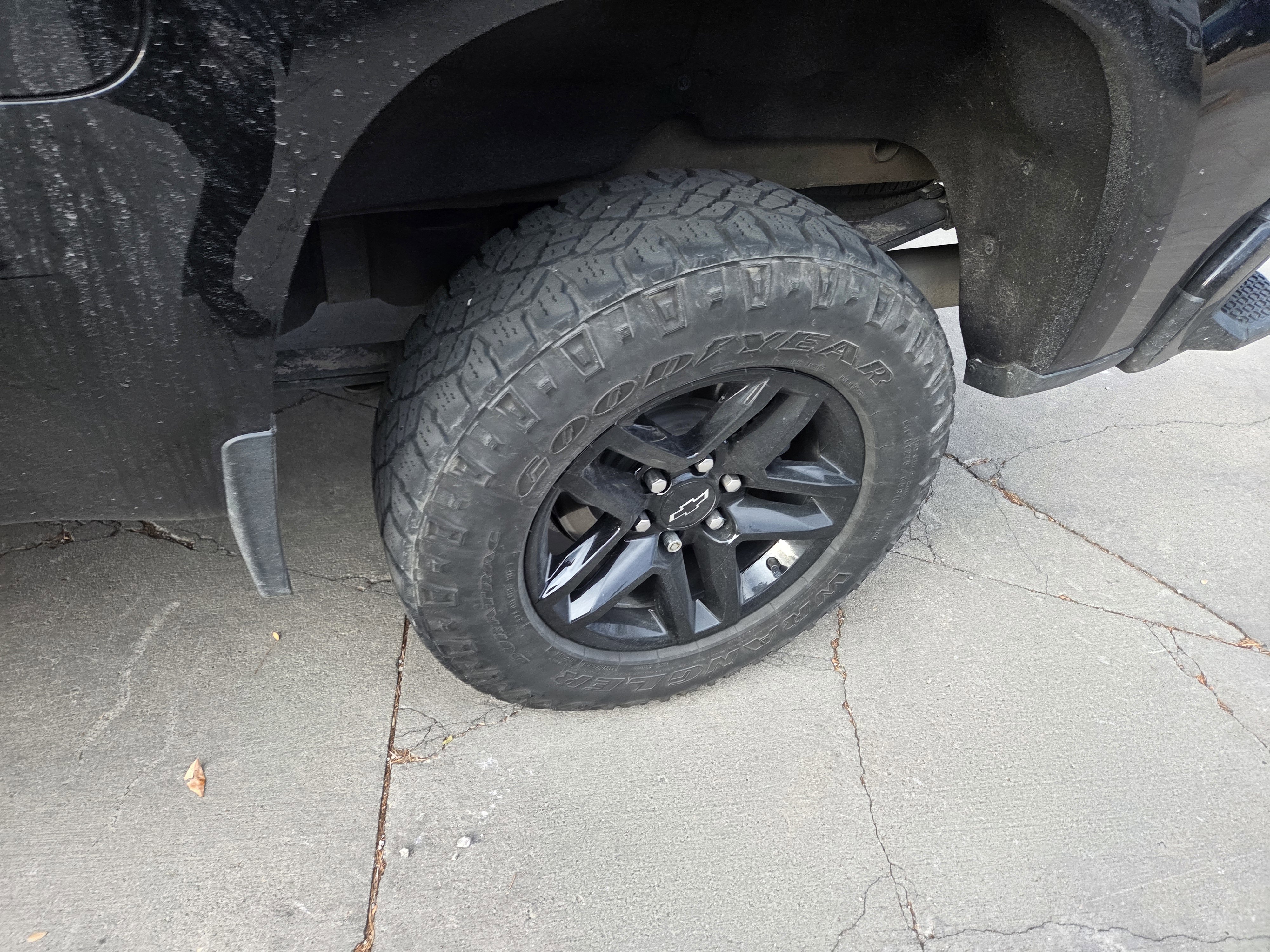 Used 2021 Chevrolet Silverado 1500 LT Trail Boss w/ Convenience Package II image 10