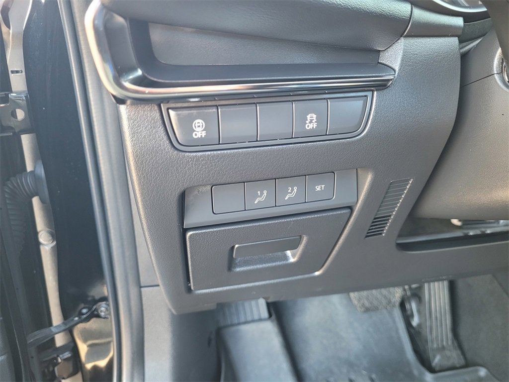 Used 2023 MAZDA MAZDA3 s image 26