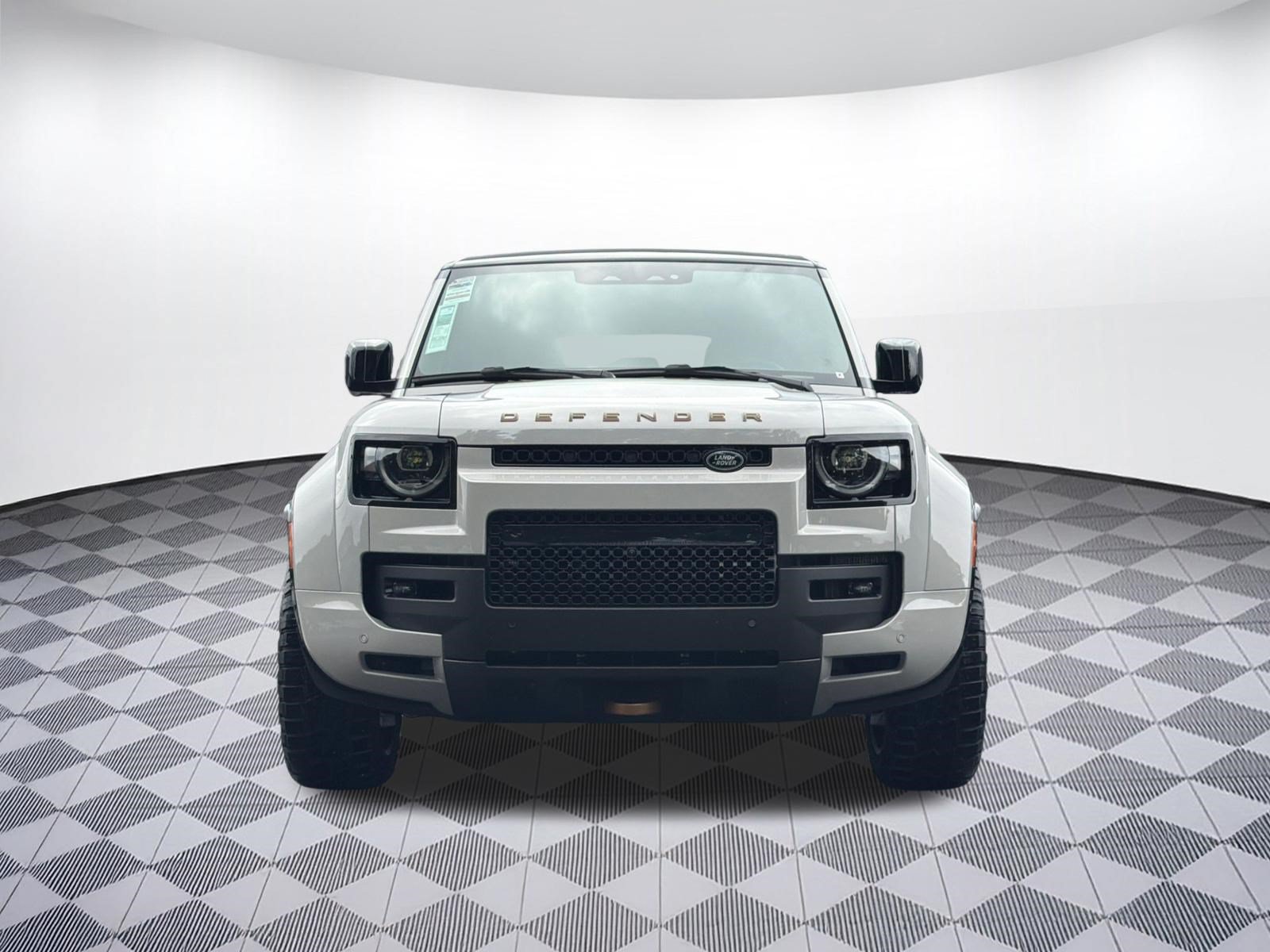 New 2026 Land Rover Defender 110 OCTA AWD/4WD image 6