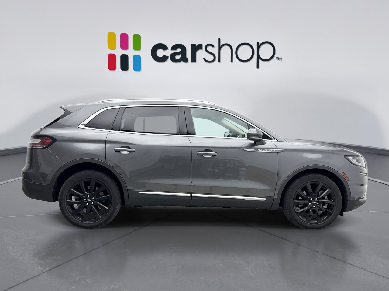 Used 2023 Lincoln Nautilus Reserve w/ Monochromatic Package AWD/4WD image 6