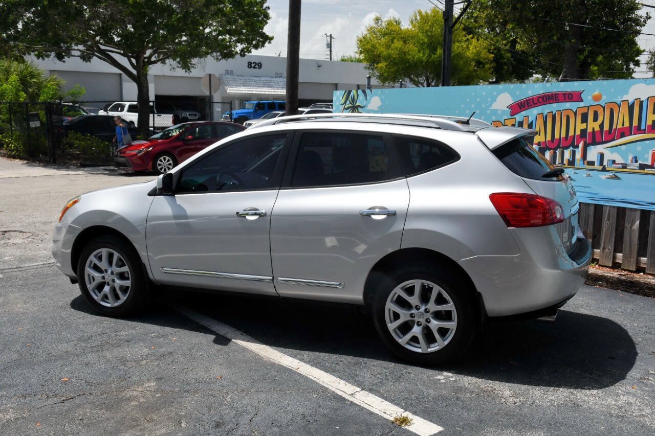 Used 2013 Nissan Rogue SL FWD image 11
