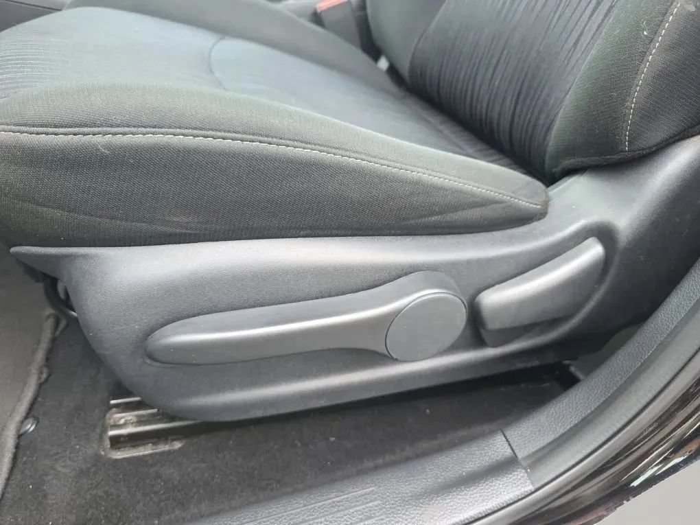 Used 2019 Nissan Sentra SV w/ Special Edition Package FWD image 16