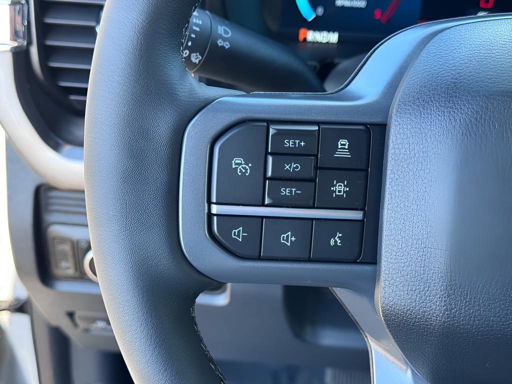 New 2026 Ford F250 Lariat w/ Black Appearance Package image 19