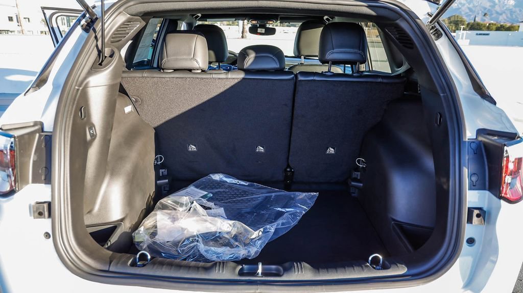 New 2026 Jeep Compass Latitude image 26