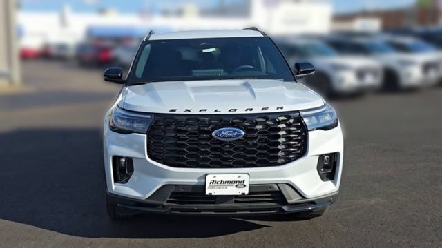 New 2026 Ford Explorer ST-Line AWD/4WD image 4
