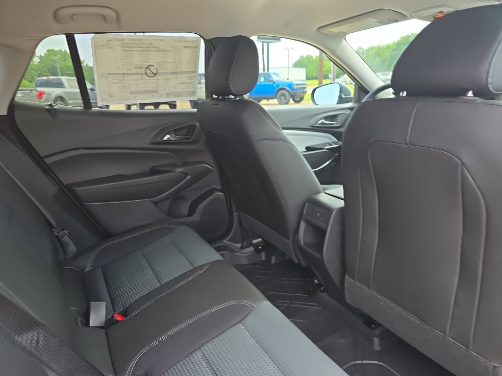 New 2026 Chevrolet Trax LT w/ Driver Confidence Package FWD image 16