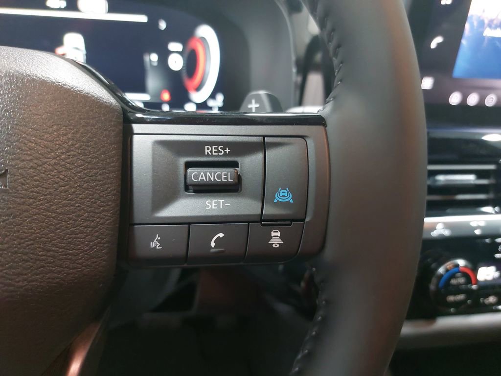 New 2026 Nissan Pathfinder Platinum image 20