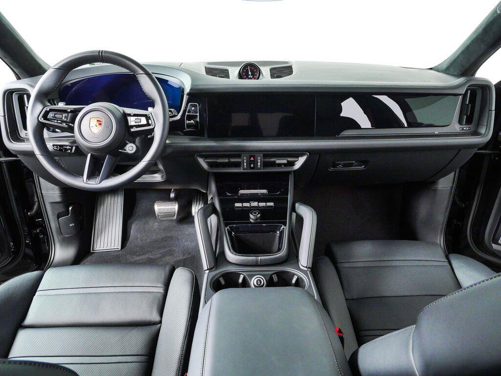 New 2026 Porsche Cayenne GTS AWD/4WD image 20