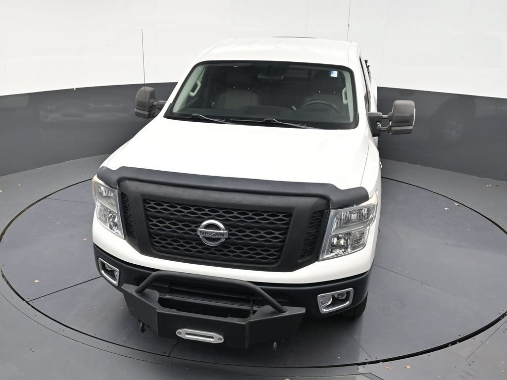 Used 2017 Nissan Titan S AWD/4WD image 19