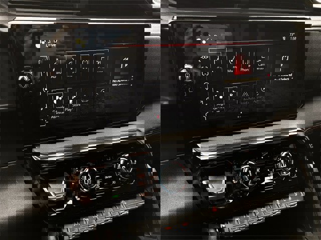 Used 2023 GMC Sierra 1500 AT4 w/ AT4 Premium Package image 19