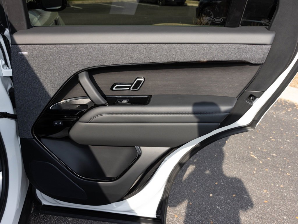 Used 2023 Land Rover Range Rover Sport SE Dynamic image 43