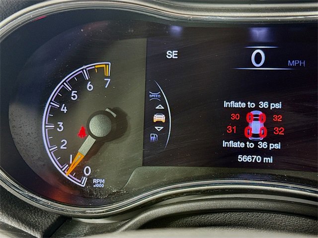 Used 2019 Jeep Grand Cherokee Altitude image 13