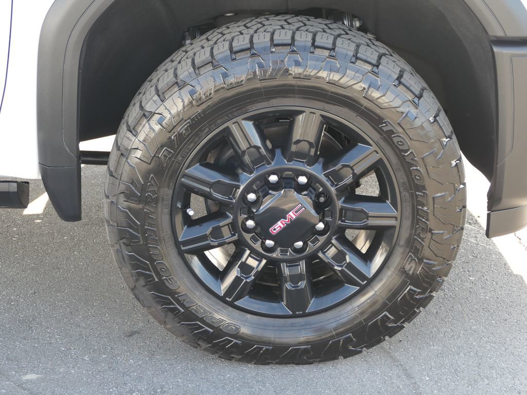 Used 2024 GMC Sierra 2500 AT4 w/ AT4 Preferred Package image 27