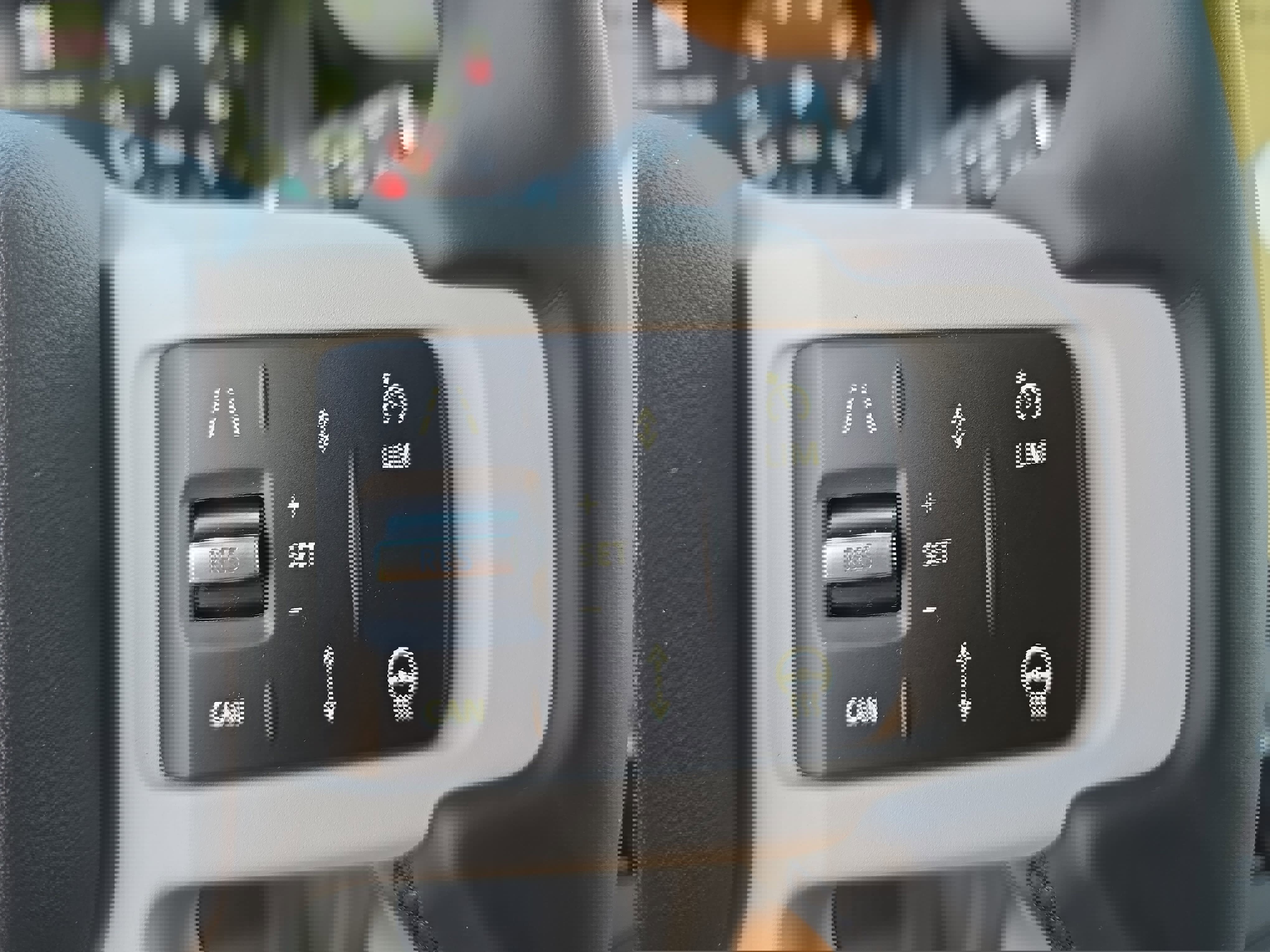 New 2026 Land Rover Defender 110 X-Dynamic SE image 17