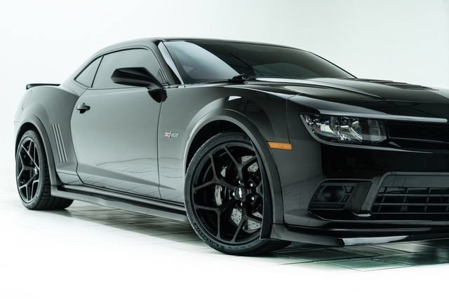 Used 2015 Chevrolet Camaro Z/28 RWD image 3