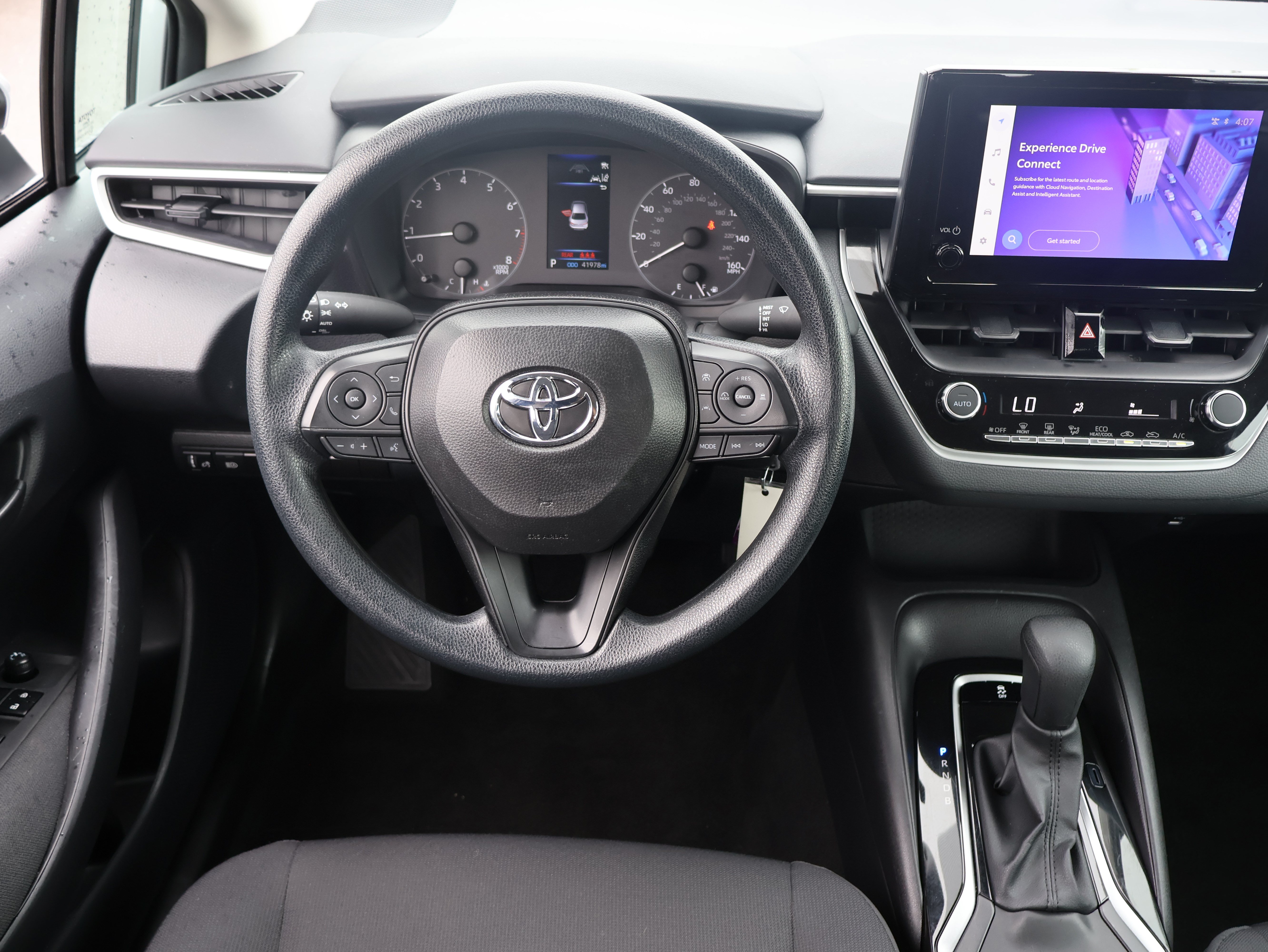 Used 2025 Toyota Corolla LE FWD image 22
