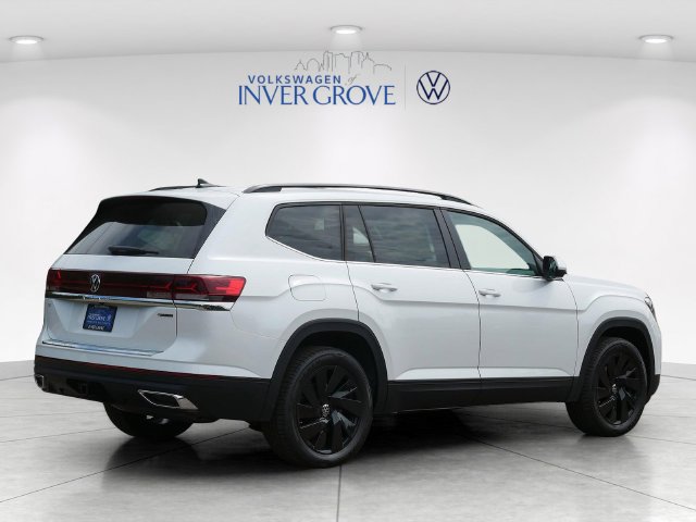New 2026 Volkswagen Atlas SE AWD/4WD image 2