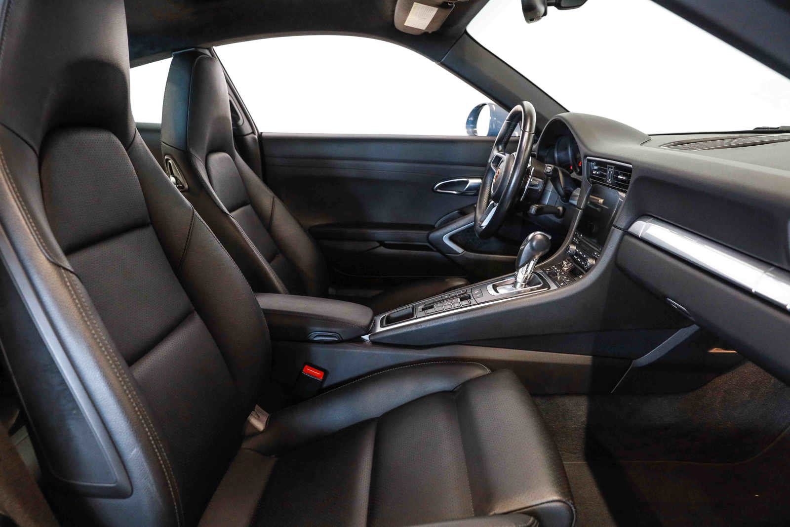 Used 2017 Porsche 911 Carrera image 36