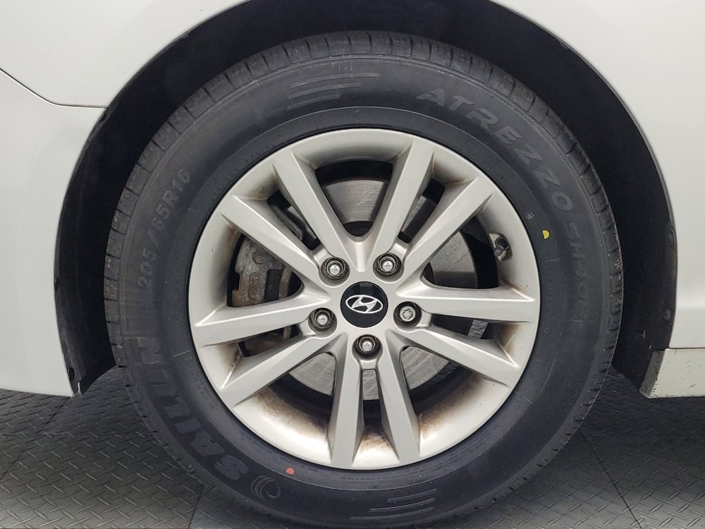 Used 2017 Hyundai Sonata SE image 31
