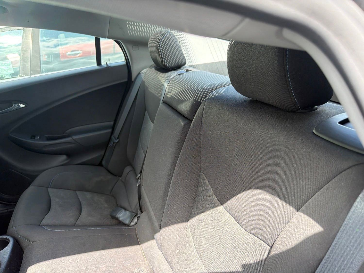 Used 2018 Chevrolet Volt LT FWD image 10