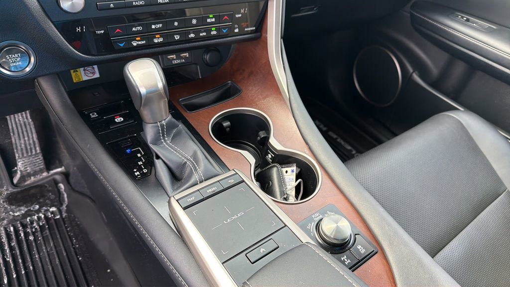 Certified 2021 Lexus RX 350L Premium w/ Premium Package image 32