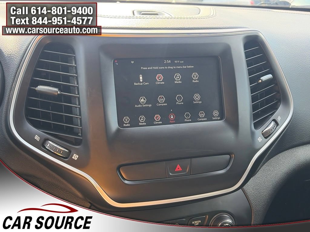 Used 2019 Jeep Cherokee Latitude w/ Popular Appearance Group AWD/4WD image 18