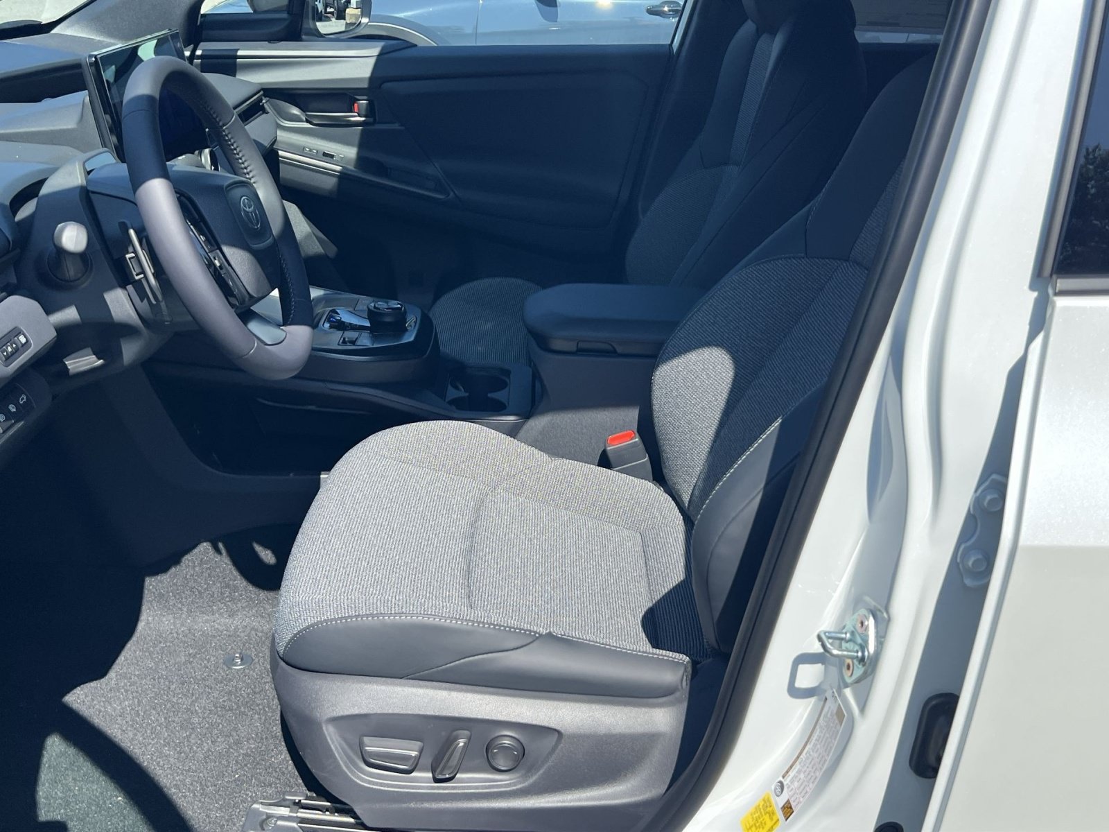 New 2026 Toyota bZ FWD image 7