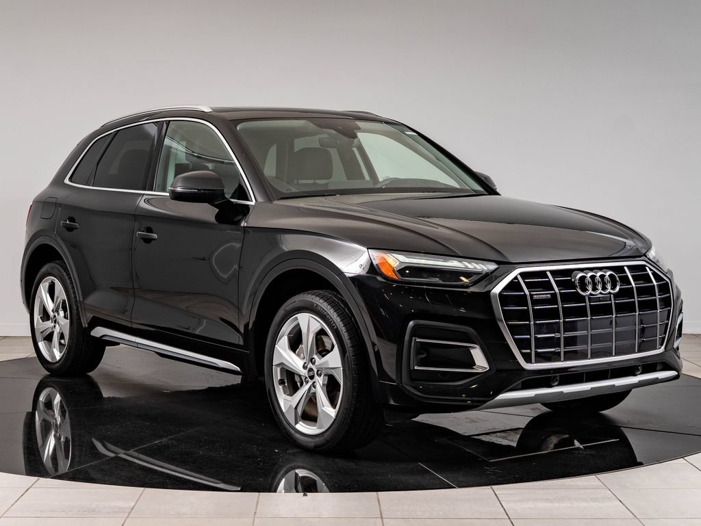 Used 2021 Audi Q5 Prestige w/ Prestige Package AWD/4WD image 12