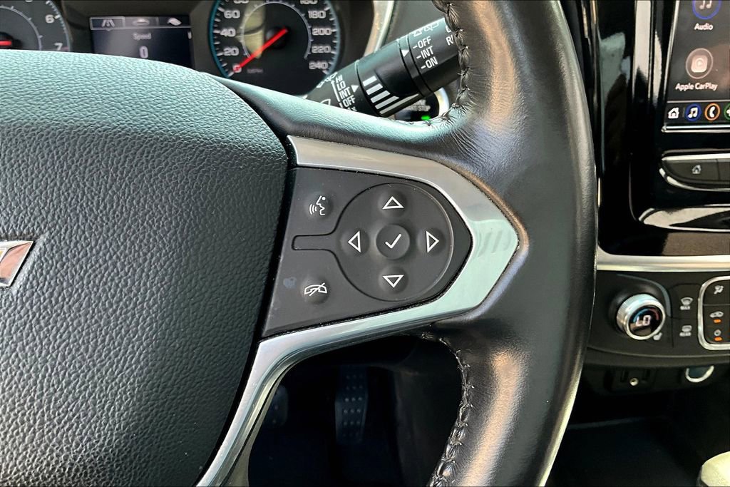 Used 2021 Chevrolet Traverse LT image 12