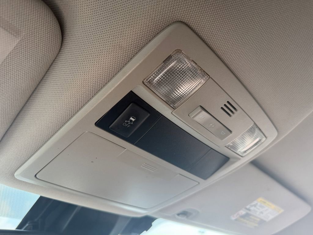 Used 2018 Toyota Tacoma SR5 image 29