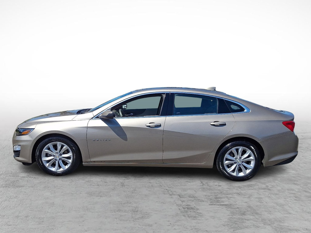 Used 2024 Chevrolet Malibu LT image 2